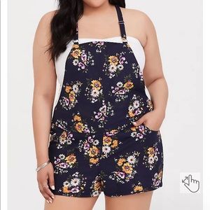 Torrid Navy Floral Linen Shortall